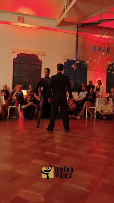 https://vaidancar.com.br/img/baile/25a6c271-021a-424c-85cc-ba9cc701aaef_sm_2566.jpg